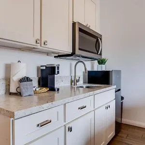  Apartment Unit 2 Maui Ohana Modern United States