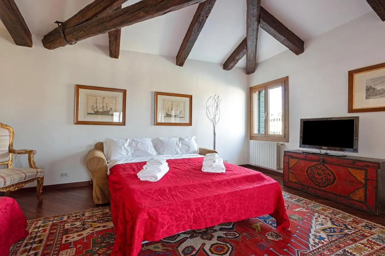 Rialto Canal View Apartment Venezia Italia