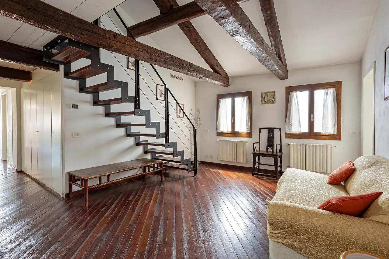 Rialto Canal View Apartment Venezia Italia
