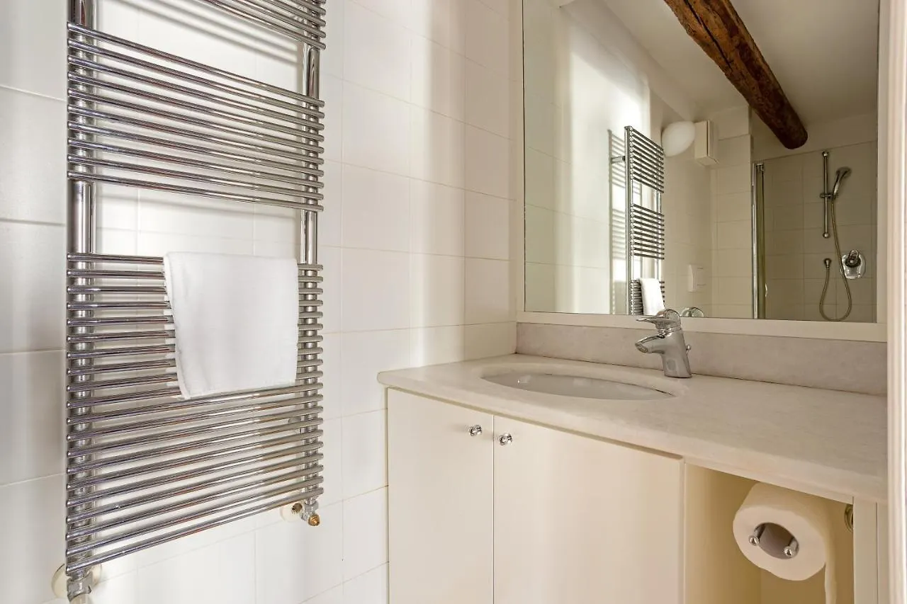 Rialto Canal View Apartment Venice Italy
